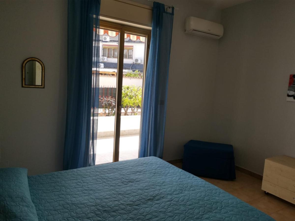 Antigone Holiday House Villa Mondello Exterior foto